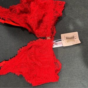 Savage X Fenty Red Lace Bralette